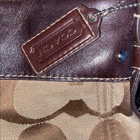 Coach Signature Hobo Purse - Picture 3 of 6